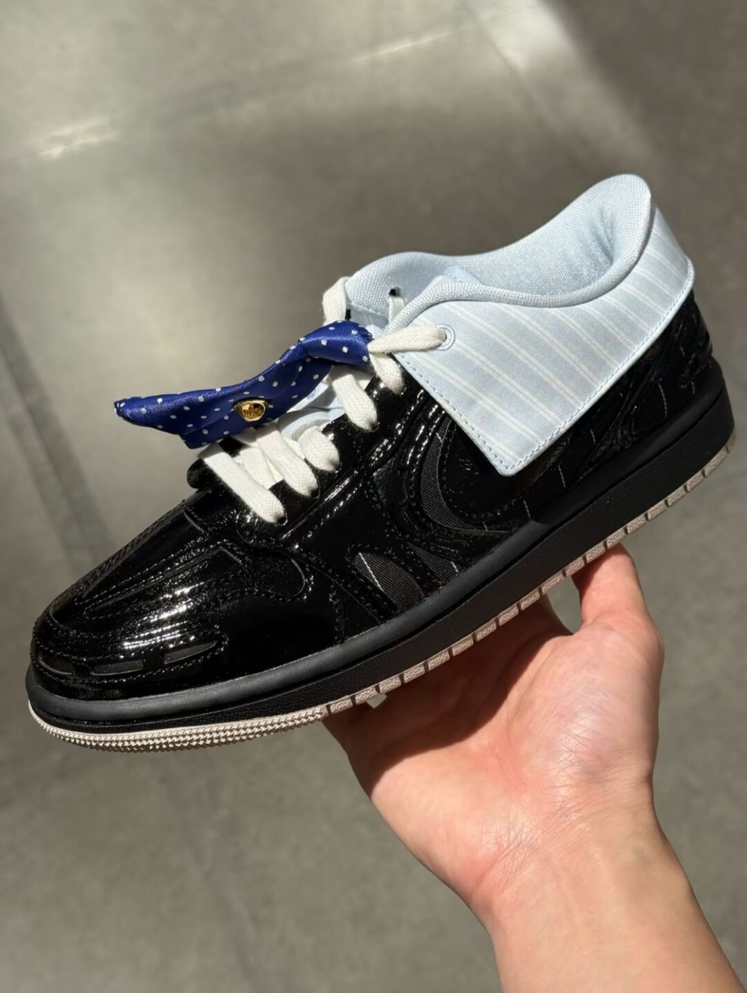 【2026年 発売予定】NIKE W AIR JORDAN 1 LOW METHOD OF MAKE V3 “Black Tuxedo Bow Tie” (ナイキ ウィメンズ エア ジョーダン 1 ロー MM “メソッドオブメイク/ブラック タキシード ボウ タイ”)
