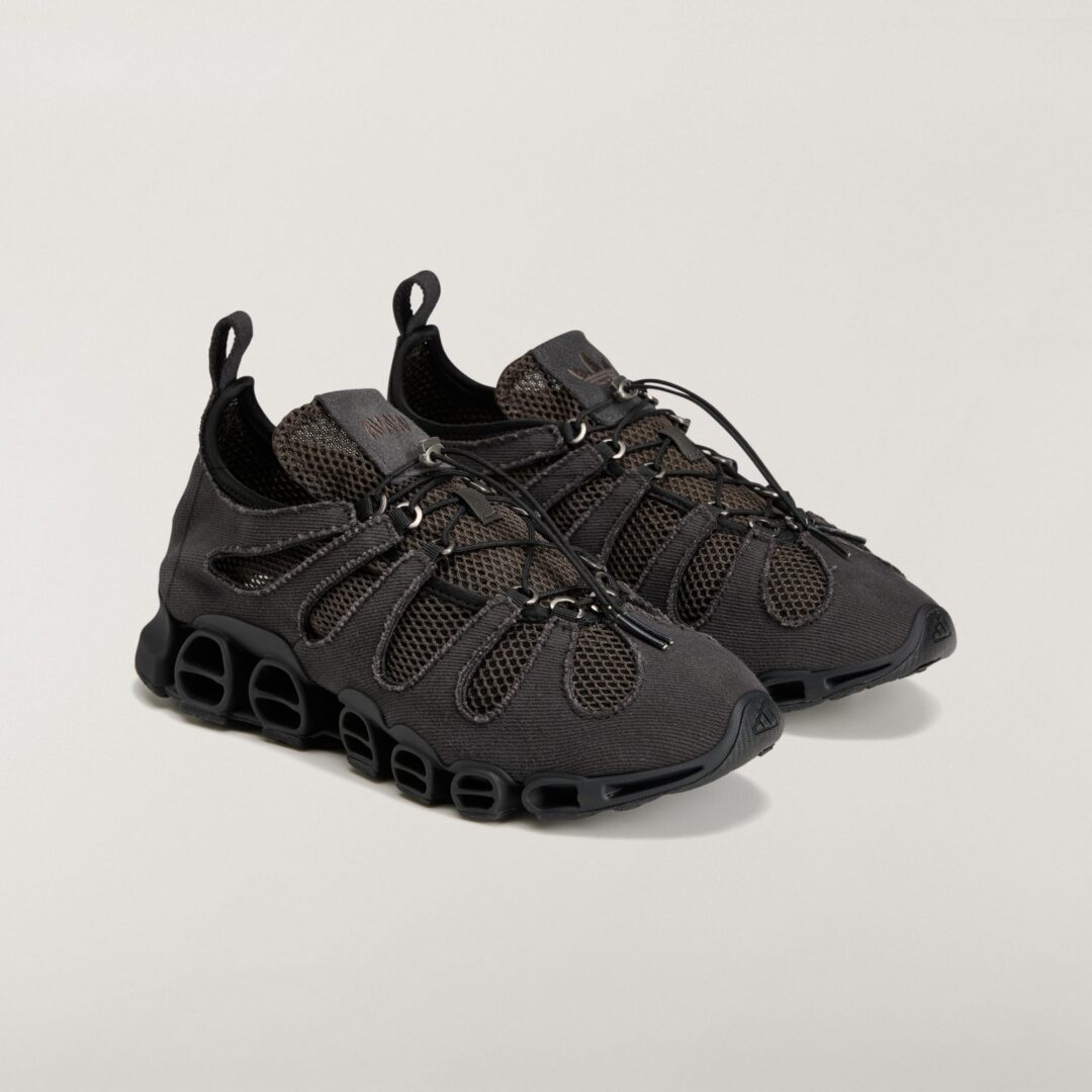 【2026年 5/22 発売】AVAVAV × adidas Originals 2026 FW Megaride Coutout Suede (アヴァヴァヴ アディダス オリジナルス メガライド コートアウト スエード) [KH9687/KK2728]