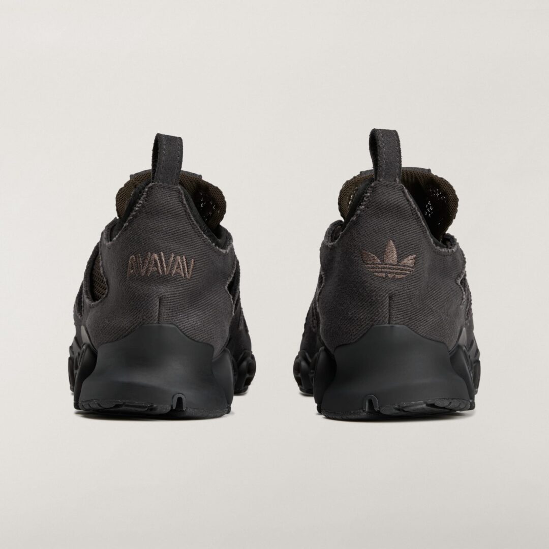 【2026年 5/22 発売】AVAVAV × adidas Originals 2026 FW Megaride Coutout Suede (アヴァヴァヴ アディダス オリジナルス メガライド コートアウト スエード) [KH9687/KK2728]