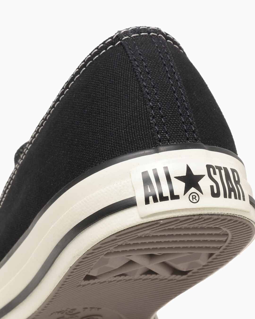 「コンバース オールスター」をパンプスパターンにアレンジしたロープロ仕様の「CONVERSE ALL STAR LP PUMPS OX」が2026年 3/19 発売