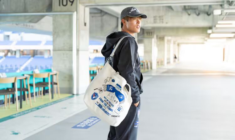 Jリーグ × FREAK’S STORE 2026 SS コラボ「V・ファーレン長崎」アイテムが 3/19 10:00~発売 (J.LEAGUE フリークスストア)