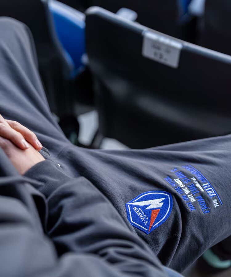 Jリーグ × FREAK’S STORE 2026 SS コラボ「V・ファーレン長崎」アイテムが 3/19 10:00~発売 (J.LEAGUE フリークスストア)