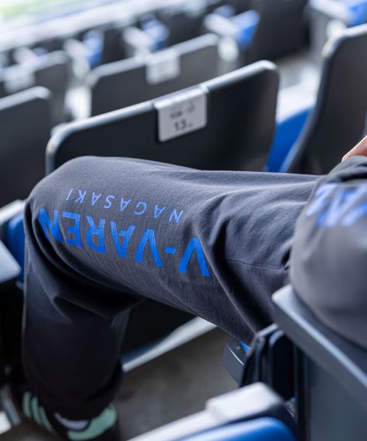 Jリーグ × FREAK’S STORE 2026 SS コラボ「V・ファーレン長崎」アイテムが 3/19 10:00~発売 (J.LEAGUE フリークスストア)