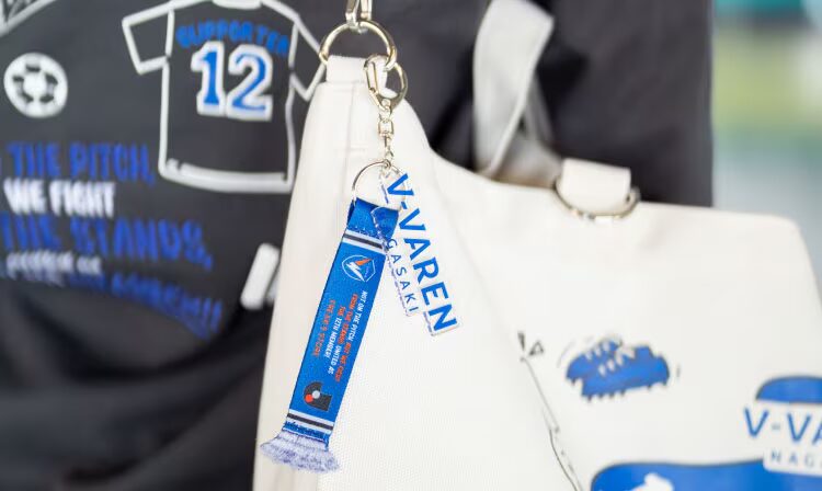 Jリーグ × FREAK’S STORE 2026 SS コラボ「V・ファーレン長崎」アイテムが 3/19 10:00~発売 (J.LEAGUE フリークスストア)