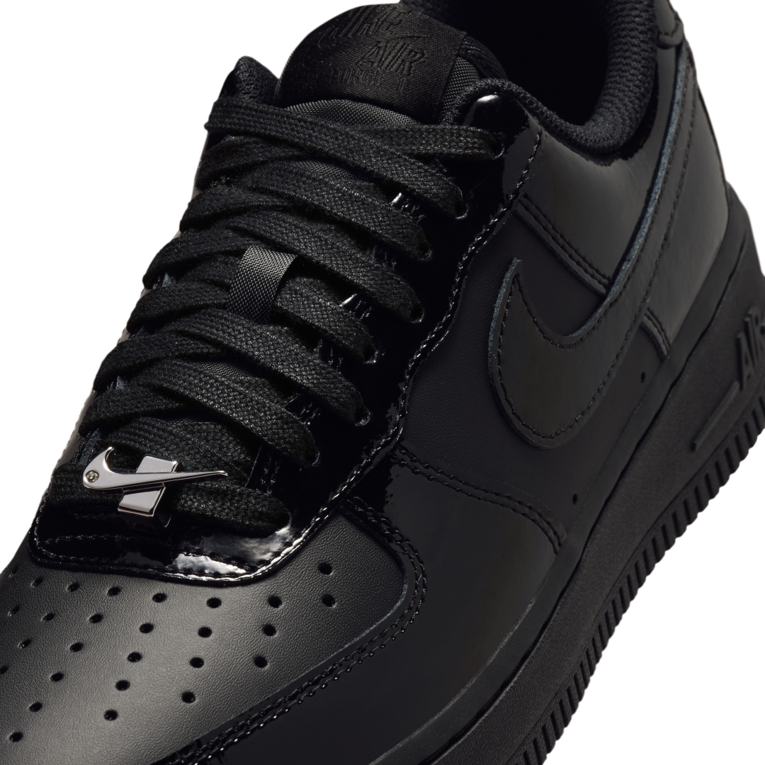 【2026年 発売予定】NIKE W AIR FORCE 1 LOW “Black Patent” (ナイキ エア フォース 1 ロー “ブラックパテント”) [IR5450-001]