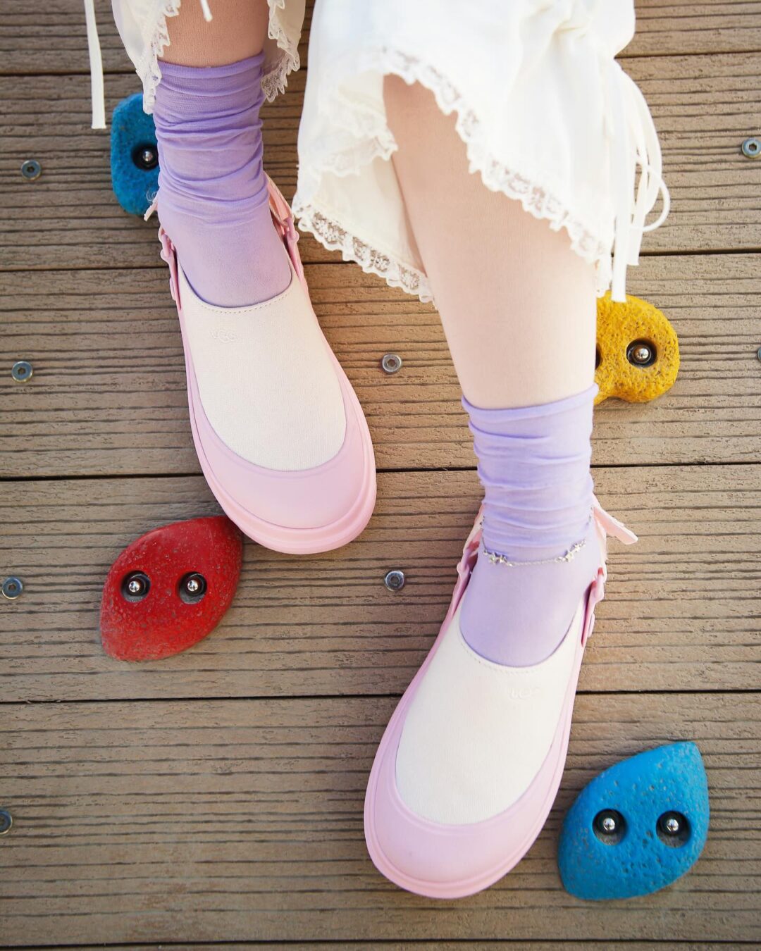 「桜」をイメージしたUGG for Ray BEAMSが2026年 4/1 発売 (アグ レイ ビームス)