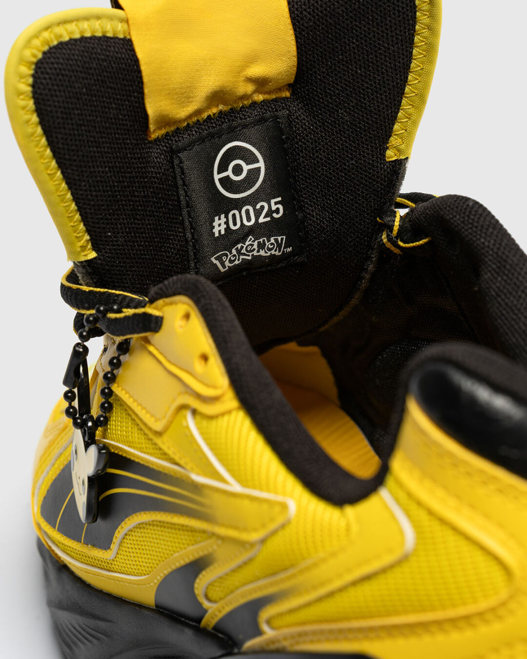 Pokemon × PUMA 2026 SS コラボコレクションが4/2 発売 (ポケモン プーマ ピカチュウ SUEDE スエード) [407020-01]