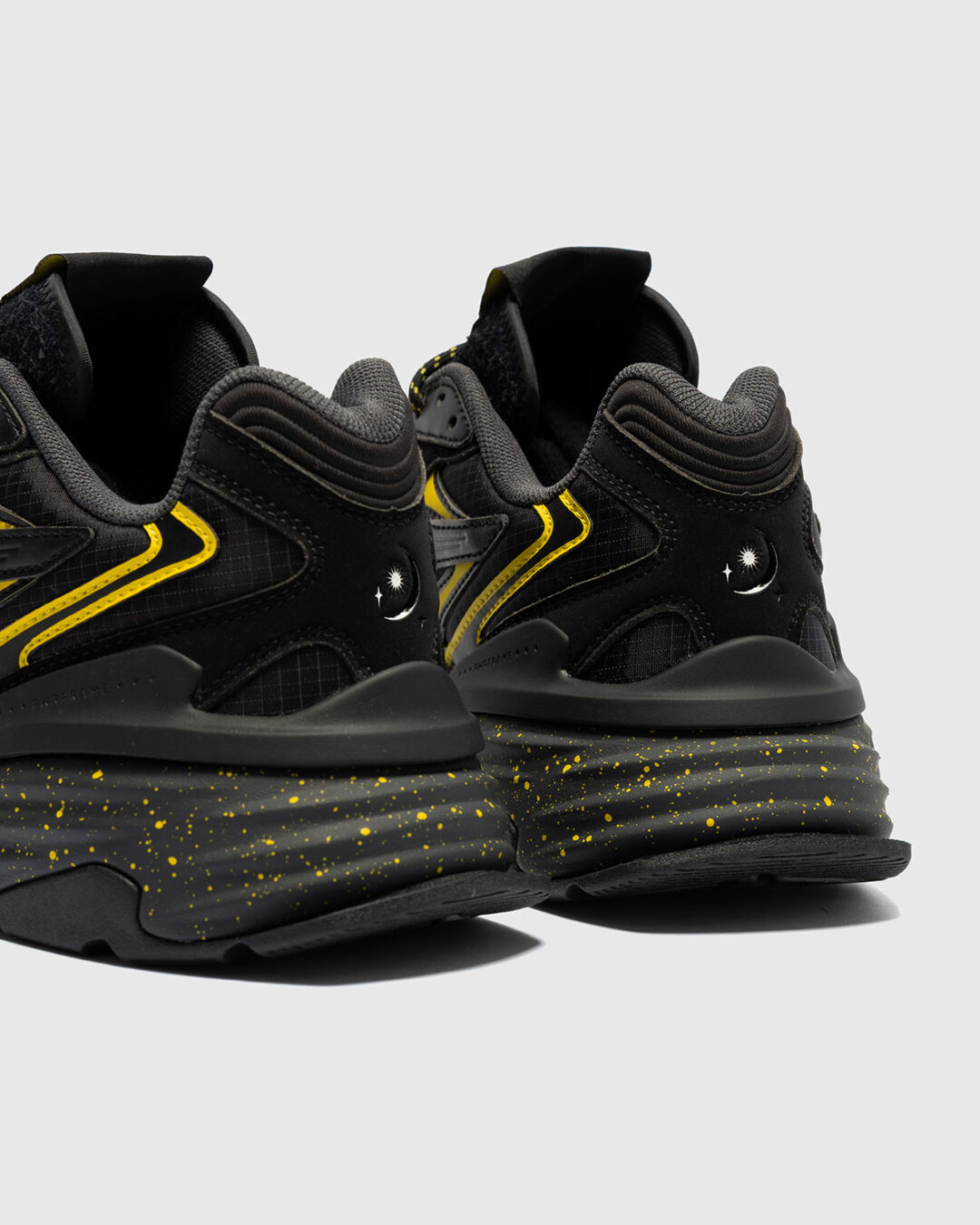 Pokemon × PUMA 2026 SS コラボコレクションが4/2 発売 (ポケモン プーマ ピカチュウ SUEDE スエード) [407020-01]