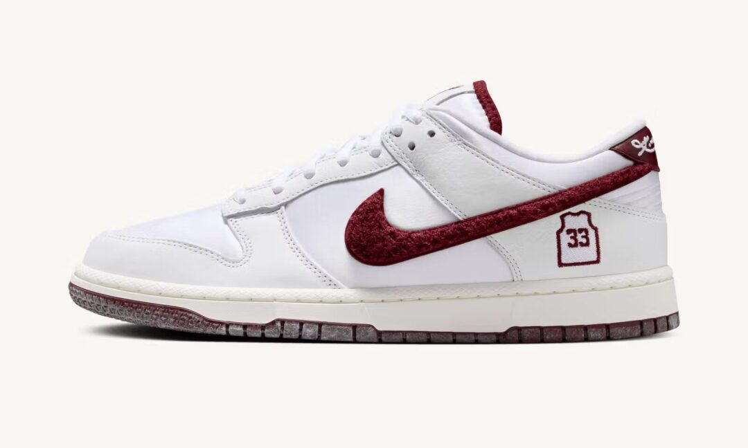 【2026年 3/23 発売予定】Kobe Bryant × NIKE DUNK LOW “Lower Merion Aces” (コービー・ブライアント ナイキ ダンク ロー “ローワー・メリオン・エイシズ”) [IV0263-100]
