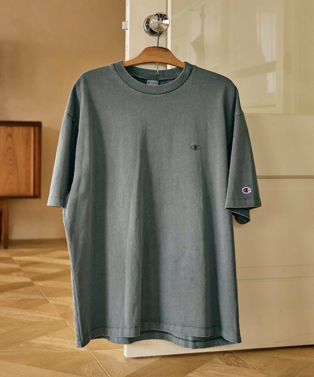 FREAK’S STORE × Champion 2026 SS 別注 “ピグメント ワンポイント Tシャツ”が4月上旬 発売 (フリークスストア チャンピオン)