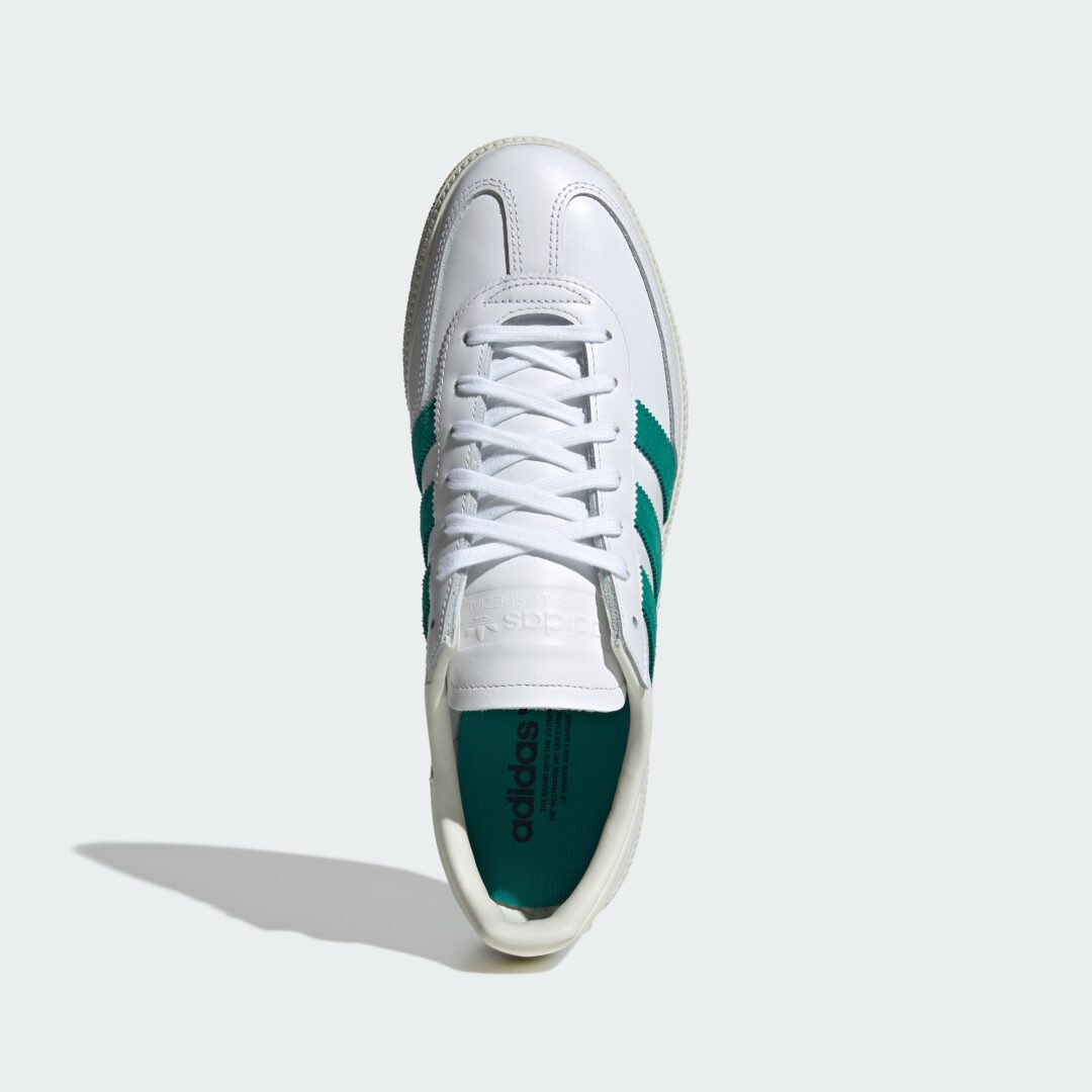 【2026年 4/3 発売】adidas Originals HANDBALL SPEZIAL for UABAN RESERCH DOORS “Cloud White/Equipment Green” (アーバンリサーチ ドアーズ アディダス オリジナルス ハンドボール スペツィアル “ホワイト/グリーン”) [KJ0780]