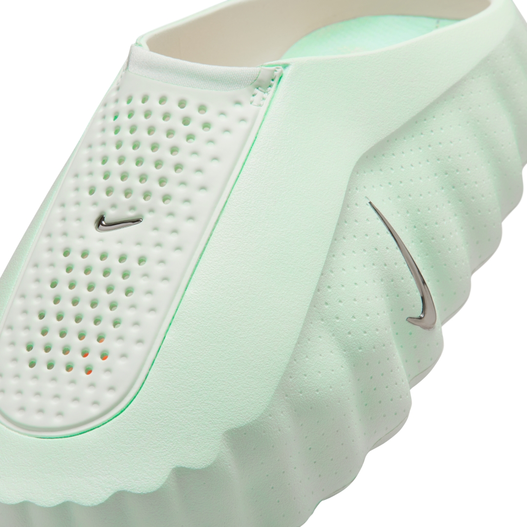 【2026年 5/21 発売】NIKE W MIND PREGAME MULE 001 “Barely Green” (ナイキ マインド プレゲーム ミュール “ベアリーグリーン”) [HQ4309-300]