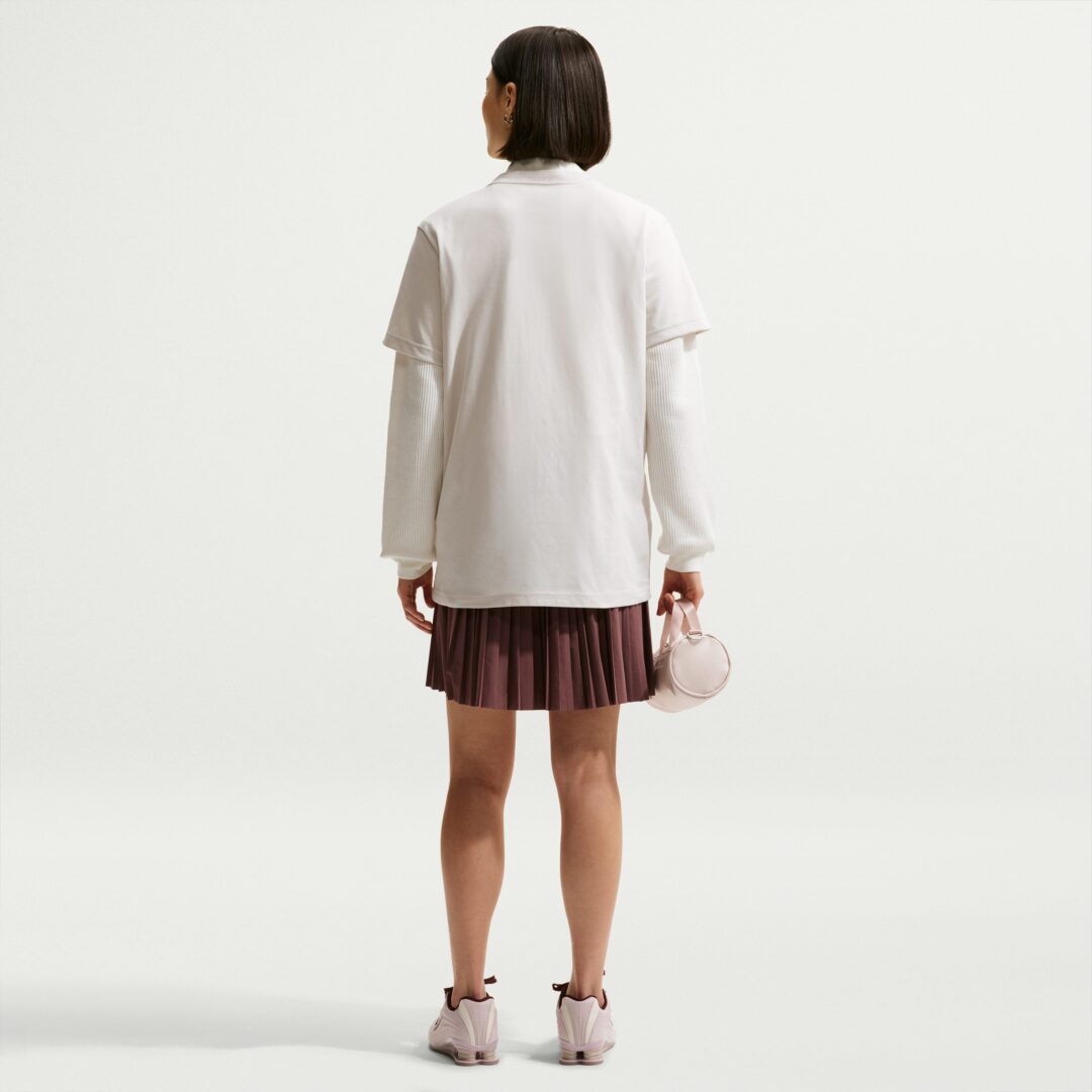 「薔薇」をプリントしたナイキ ウィメンズ オーバーサイズド ショートスリーブ Tシャツが発売 (NIKE NSW W SS Tee) [IR7827-010/IR7827-072]