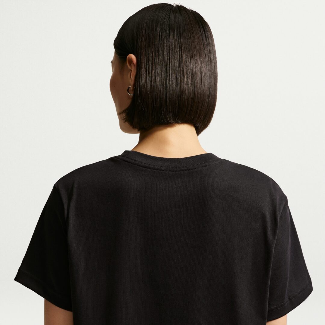 「薔薇」をプリントしたナイキ ウィメンズ オーバーサイズド ショートスリーブ Tシャツが発売 (NIKE NSW W SS Tee) [IR7827-010/IR7827-072]