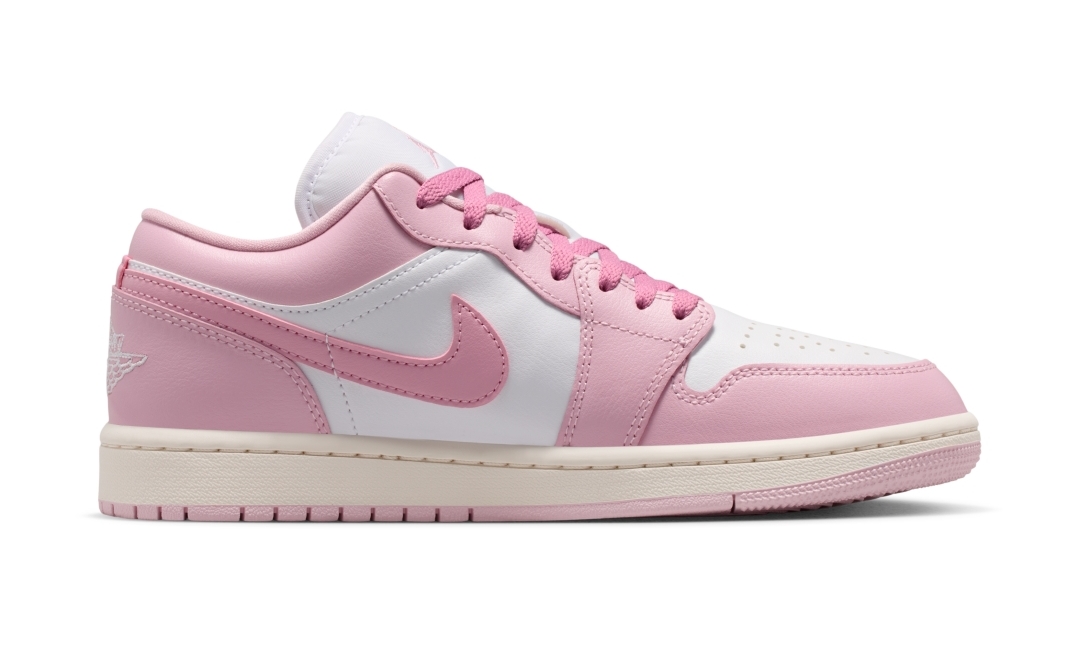 【2026年 3/16 発売予定】NIKE W AIR JORDAN 1 LOW “Ice Carmine/Elemental Pink” (ナイキ エア ジョーダン ロー “アイスカーマイン/エレメンタルピンク”) [DC0774-607]