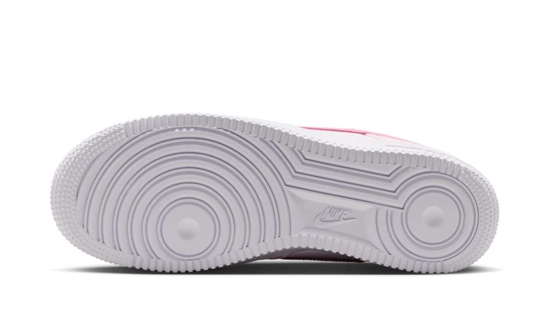 【2026年 4月 発売予定】NIKE W AIR FORCE 1 07 LOW “Pink Foam/Pearl Pink” (ナイキ エア フォース 1 ロー “ピンクフォーム/パールピンク”) [IR1974-663]