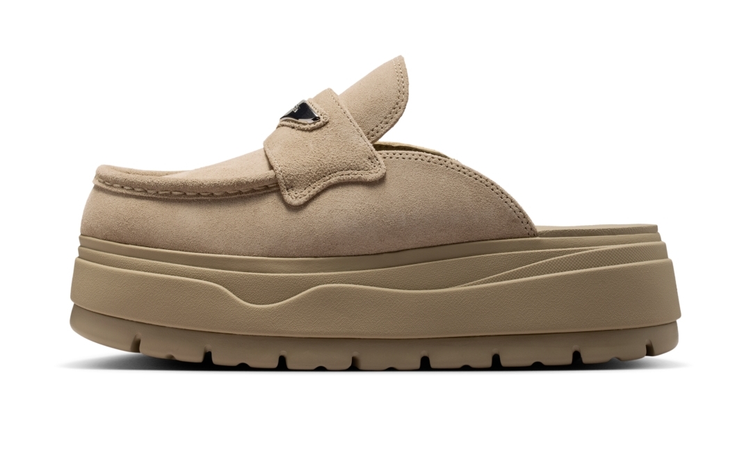 【2026年 3/2 発売】NIKE W AIR JORDAN Loafer Mule “Khaki/Metallic Silver” (ナイキ エア ジョーダン ローファー ミュール “カーキ/メタリックシルバー”) [HJ4292-200]