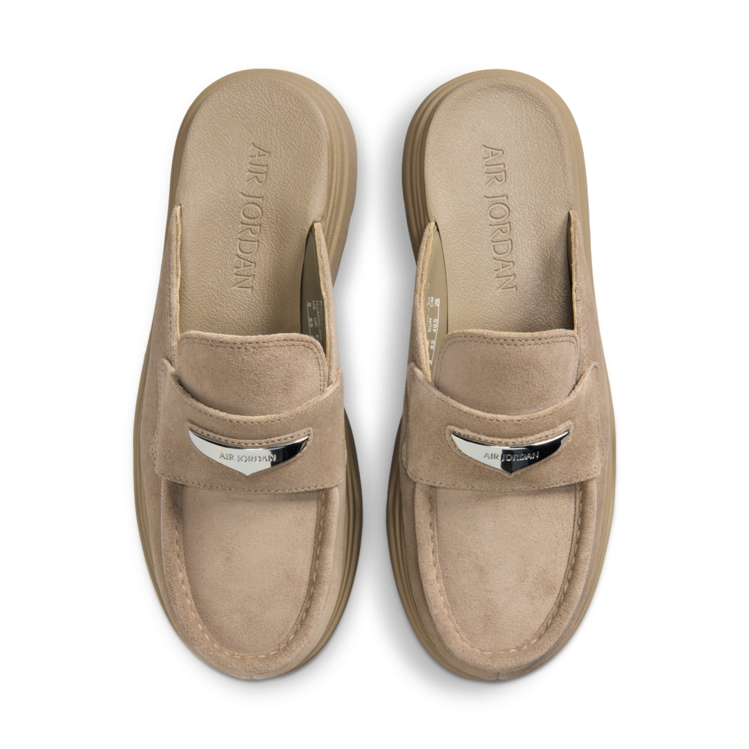【2026年 3/2 発売】NIKE W AIR JORDAN Loafer Mule “Khaki/Metallic Silver” (ナイキ エア ジョーダン ローファー ミュール “カーキ/メタリックシルバー”) [HJ4292-200]