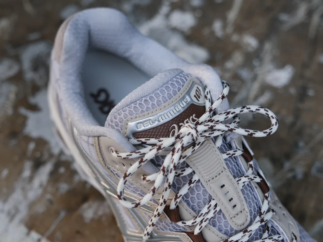 【2026年 3/19 発売】ASICS GEL-NIMBUS 10.1 “Concrete/Feather Grey” (アシックス ゲルニンバス) [1203A543.024]