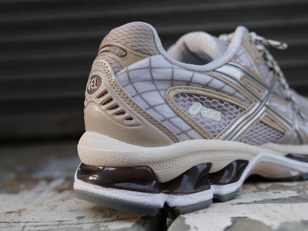 【2026年 3/19 発売】ASICS GEL-NIMBUS 10.1 “Concrete/Feather Grey” (アシックス ゲルニンバス) [1203A543.024]