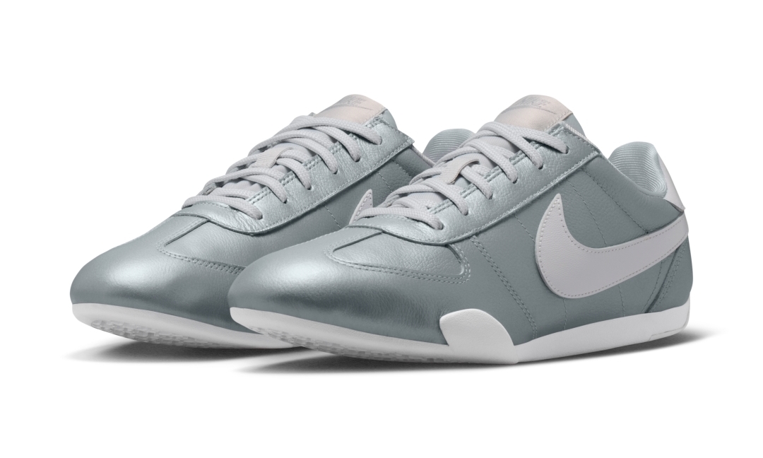 【2026年 4/2 発売】NIKE W SPRINT SISTER “Metallic Silver/Grey Fog” (ナイキ スプリント シスター “メタリックシルバー/グレーフォグ”) [II6984-001]