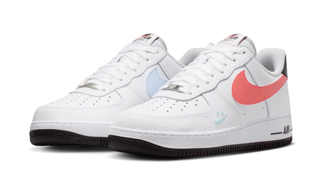 【2026年 発売予定】NIKE AIR FORCE 1 LOW “Have A Nike Day/White/Flash Crimson” (ナイキ エア フォース ロー “ハブ ア ナイキ デイ/ホワイト/フラッシュクリムゾン”) [IR0608-100]