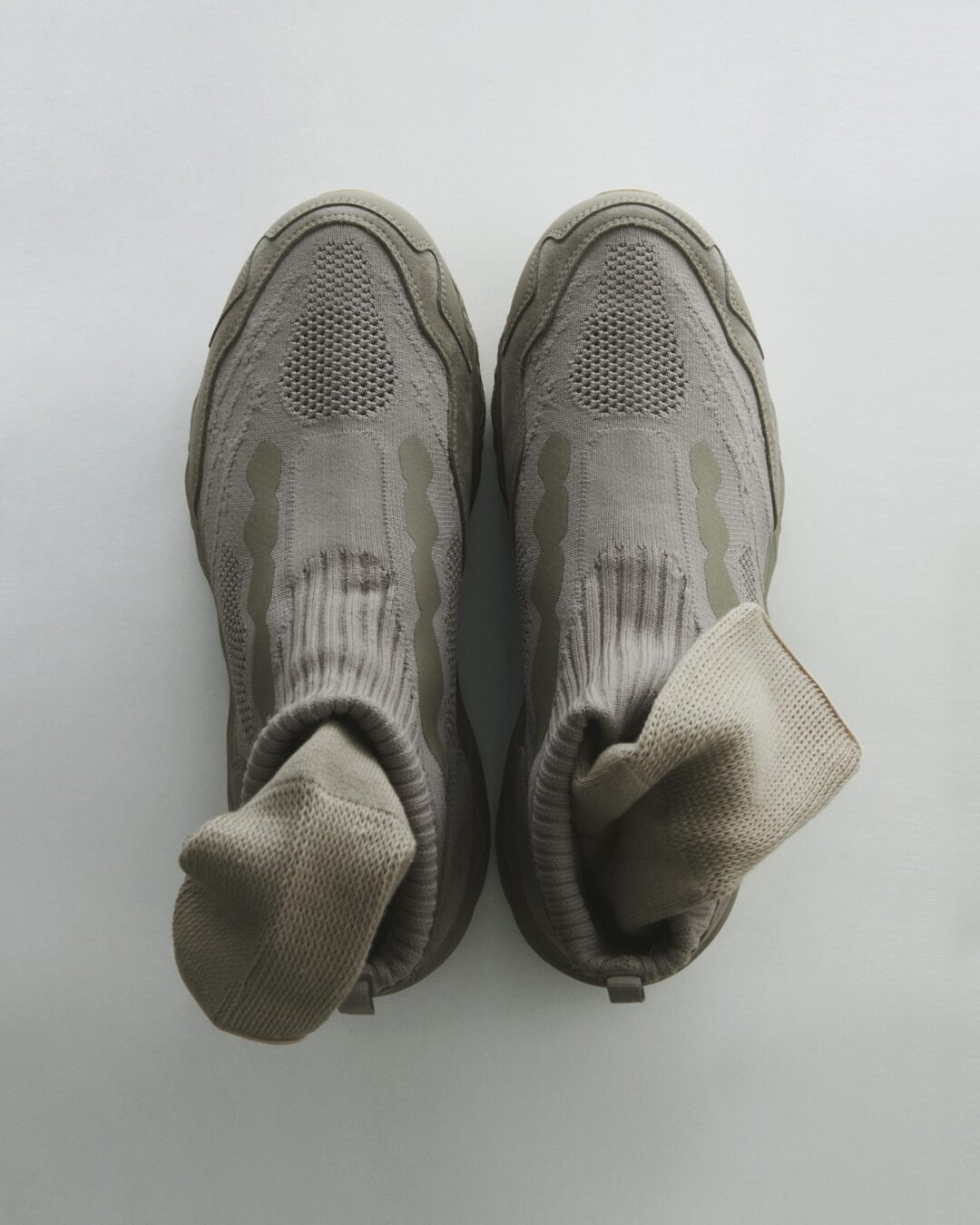 【2026年 4/25 発売】nonnative × Mizuno WAVE MUJIN LS MID GTX “VINTAGE KHAKI” (ノンネイティブ ミズノ ムジン GORE-TEX ゴアテックス “ビンテージカーキ”) [D1GD261501]