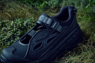 【2026年 4/17 発売】HOKA STINSON BREEZE "Black/Carbon Black" (ホカ スティンソン ブリーズ) [1174450-BBNB]