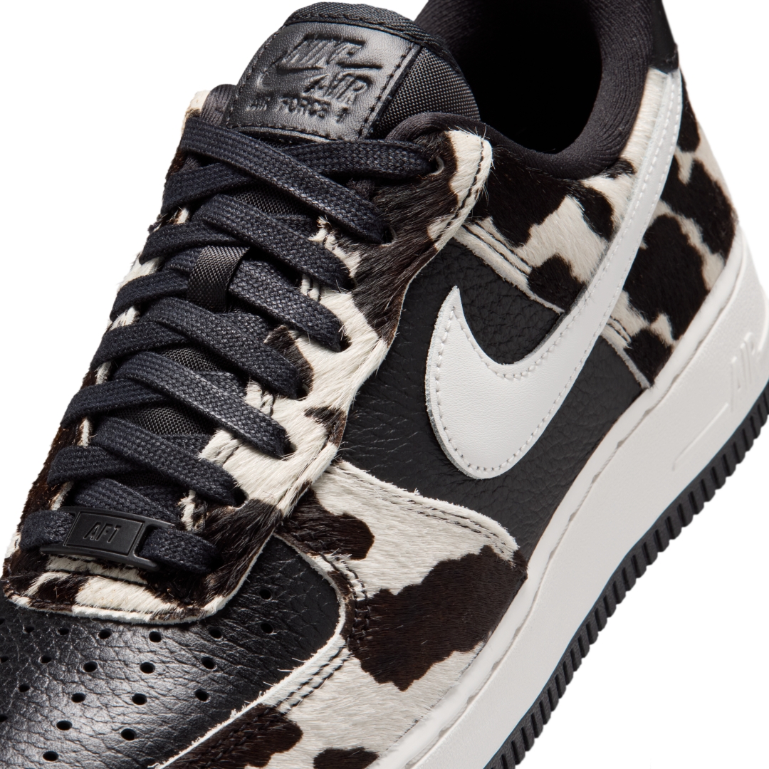 【2026年 夏 発売予定】NIKE W AIR FORCE 1 LOW “Cow Print/Black/Phantom” (ナイキ エア フォース 1 ロー “カウプリント/ブラック/ファントム”) [IO0442-001]