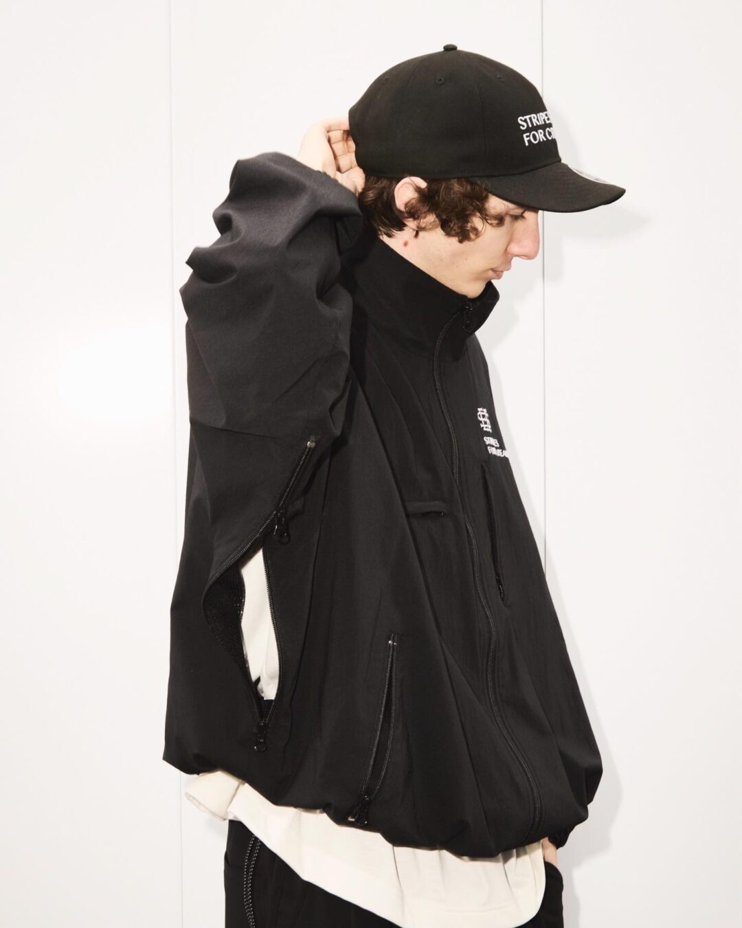 SEE.SEE.SFC.COLLECTION が2026年 4/17 発売 (シーシー)