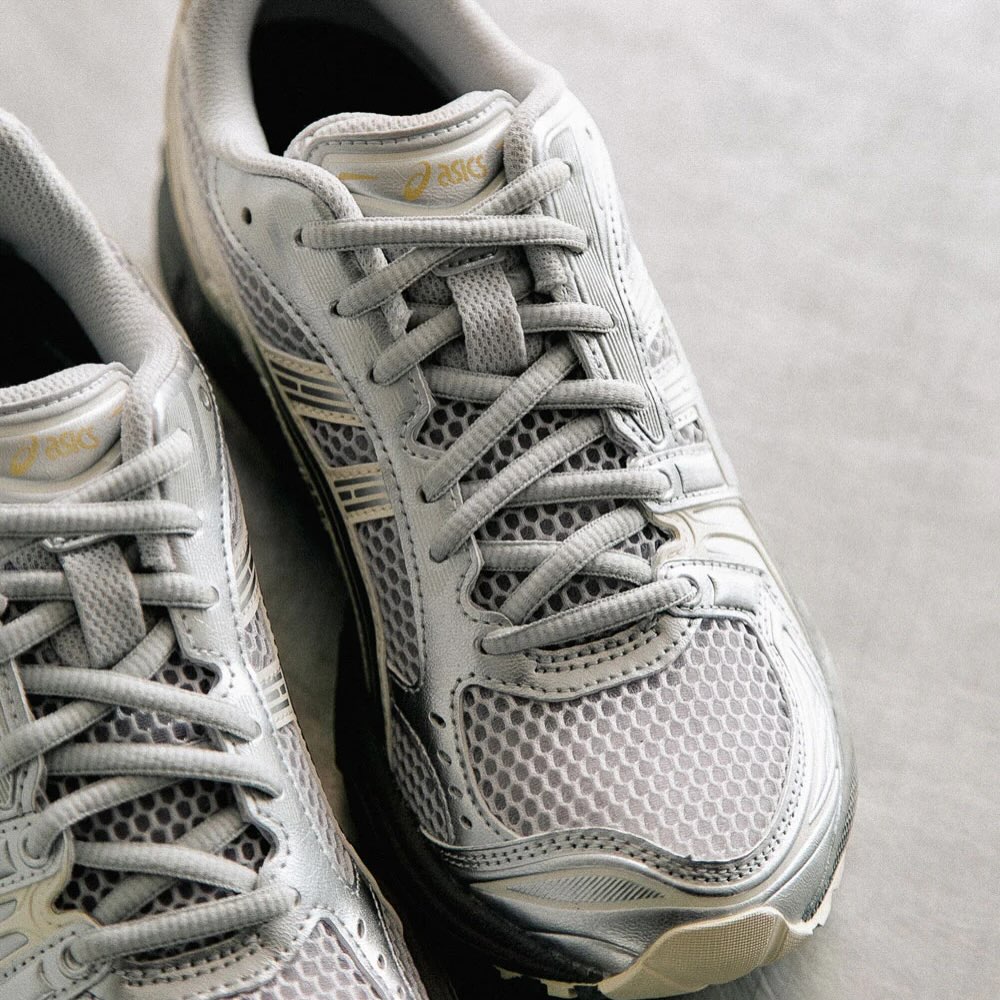 【2026年 4/30 発売】ASICS GEL-KAYANO 14 “Concrete/Pure Silver” (アシックス ゲルカヤノ 14) [1203A537.025]