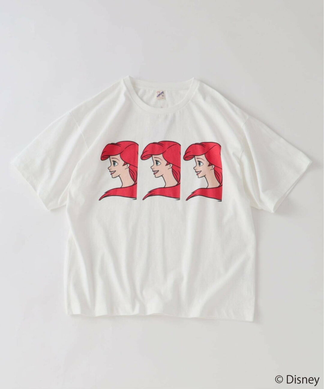 「ディズニープリンセス」たちをモチーフにした JOURNAL STANDARD relume × Disney 別注 “FANTASY A&G INC プリントTシャツ”が2026年 5月中旬 発売 (ジャーナルスタンダード)