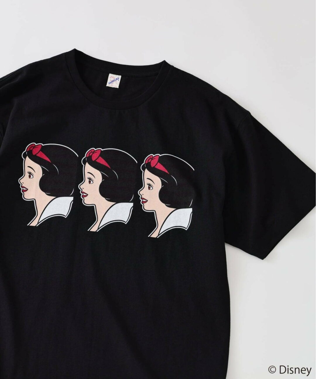 「ディズニープリンセス」たちをモチーフにした JOURNAL STANDARD relume × Disney 別注 “FANTASY A&G INC プリントTシャツ”が2026年 5月中旬 発売 (ジャーナルスタンダード)