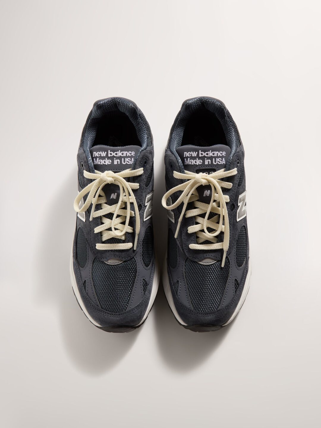 【2026年 5/8 & 5/11 発売】KITH × New Balance U993 HK “99X Series/Asteroid” (キス ニューバランス) [U993HK]