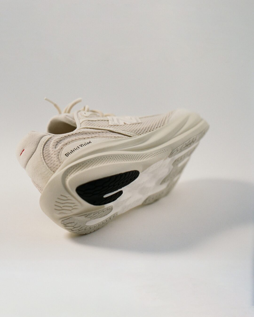 【2026年 4/10 発売】The District Vision × New Balance M1080v15 6ON/7T4 “CORTADO/LINEN” (ディストリクト・ヴィジョン ニューバランス) [M10806ON/M10807T4]