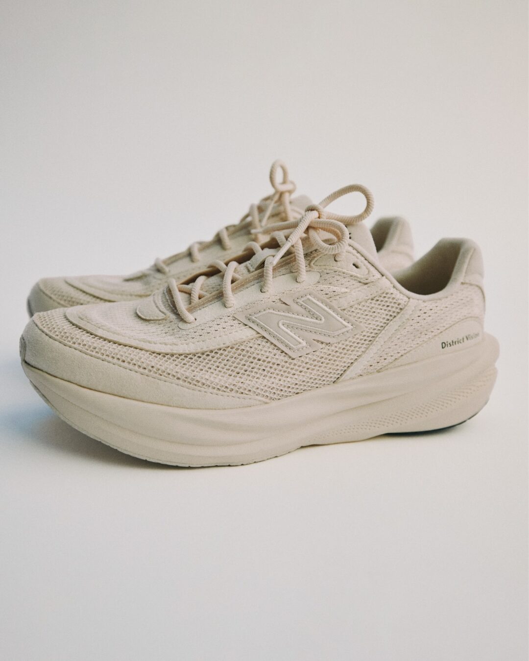 【2026年 4/10 発売】The District Vision × New Balance M1080v15 6ON/7T4 “CORTADO/LINEN” (ディストリクト・ヴィジョン ニューバランス) [M10806ON/M10807T4]