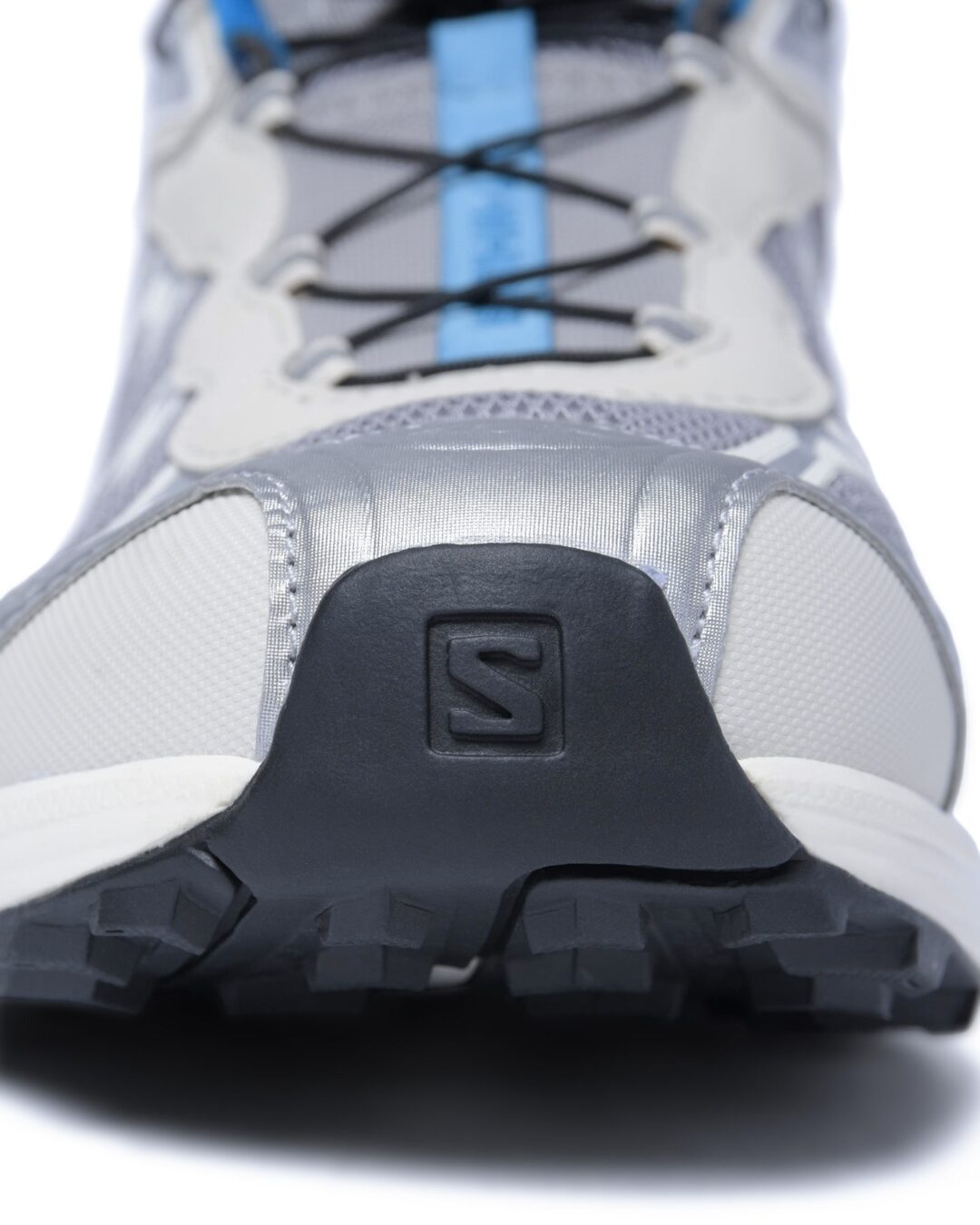 【SOPH. EXCLUSIVE・2026年 4/17 発売】Salomon XT-WHISPER “White/Blue” (ソフネット サロモン)