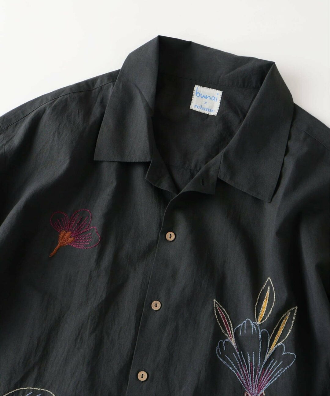 JOURNAL STANDARD relume × bunai 2026 SS 別注 “エンブロイダリー ハーフスリーブシャツ”が5月下旬 発売 (ブナイ ジャーナルスタンダード)