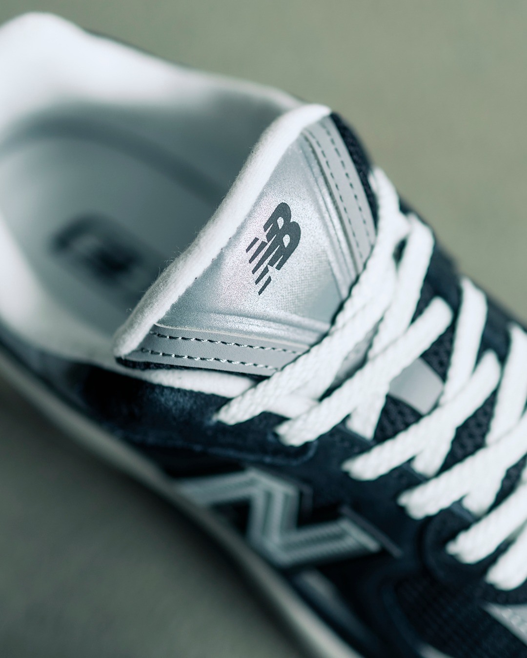 【2026年 5/13 発売】New Balance U2010 892 “Black/Shadow Grey” (ニューバランス) [U2010892]