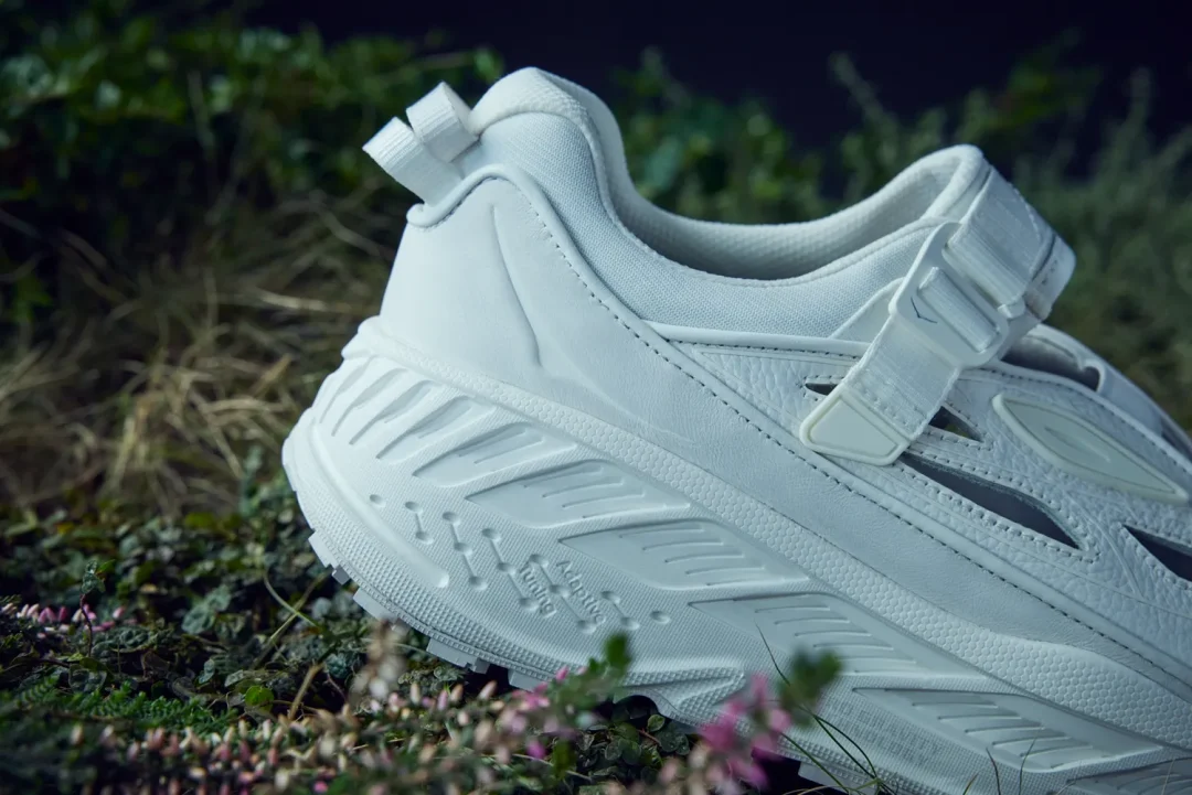 【2026年 5/1 発売】HOKA STINSON BREEZE “Frost/Grout” (ホカ スティンソン ブリーズ) [1174450-BBNB]