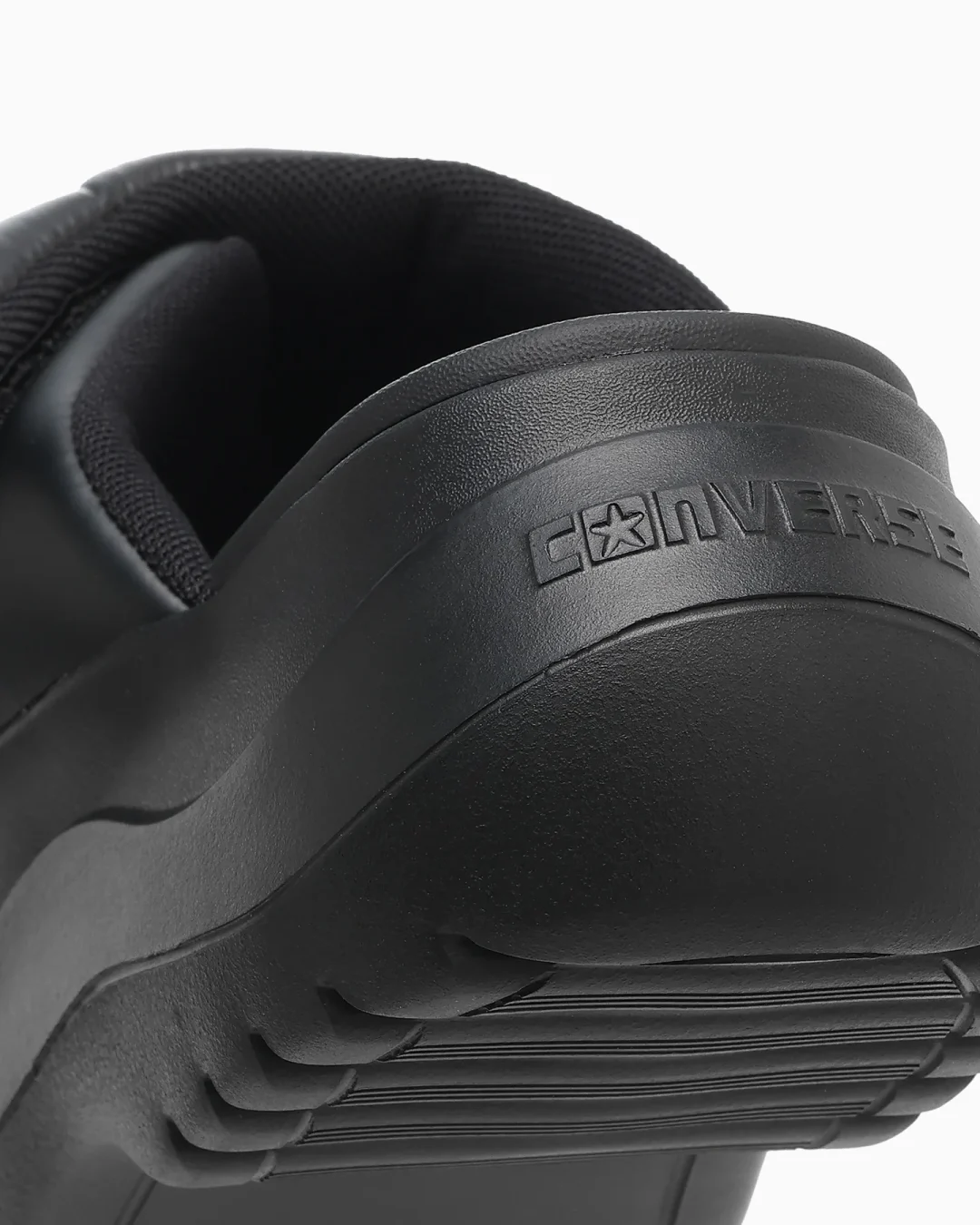 【2026年 4/10 発売】パフ感のある素材を採用したCONVERSE CHEWY PS MT (コンバース チューイー) [33800110/33800111]