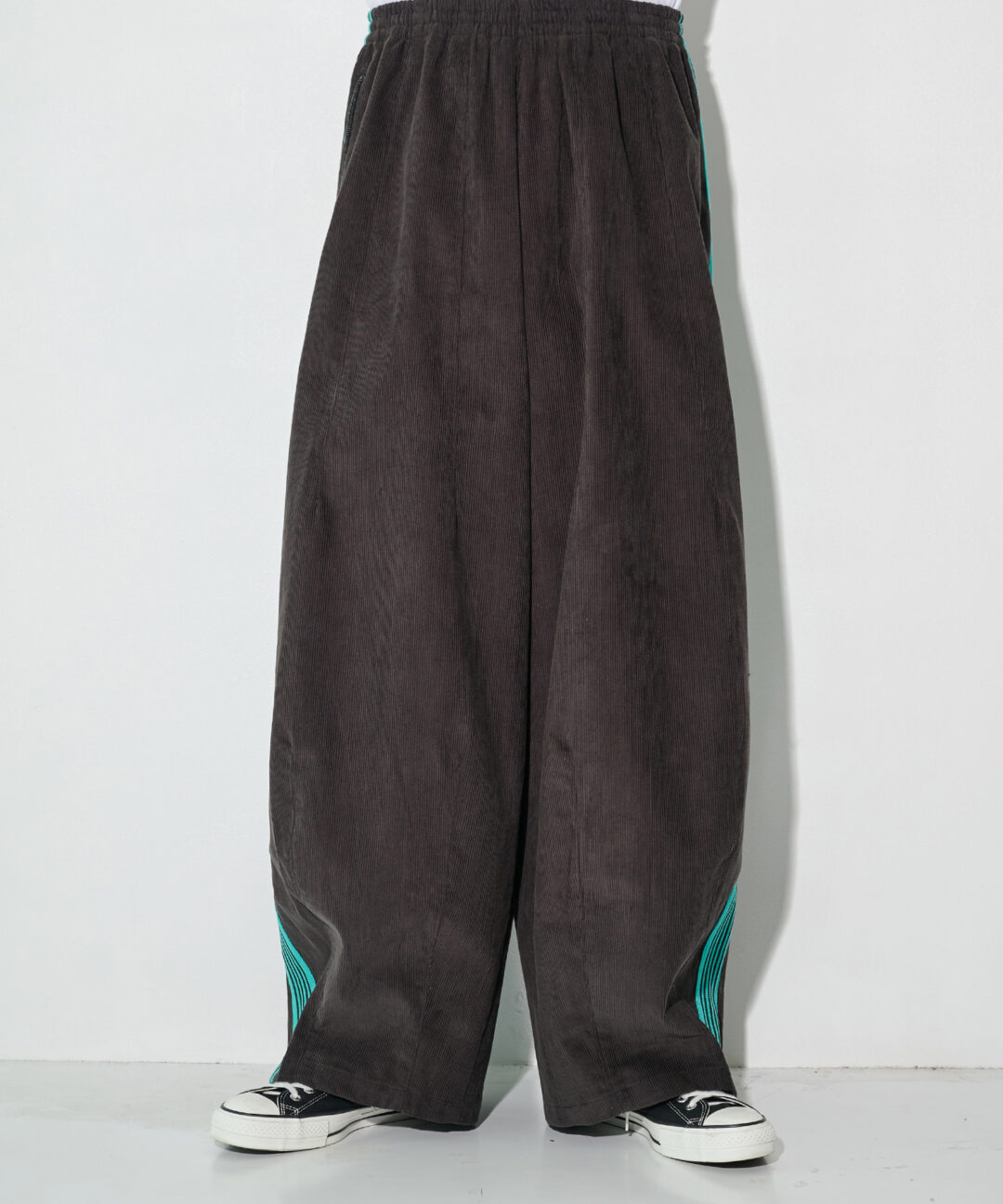 NEEDLES × STUDIOUS 2026 SS 別注 新作 “Track Jacket & H.D. Track Pant – Corduroy“ ティファニーブルーが発売 (ニードルズ ステュディオス)