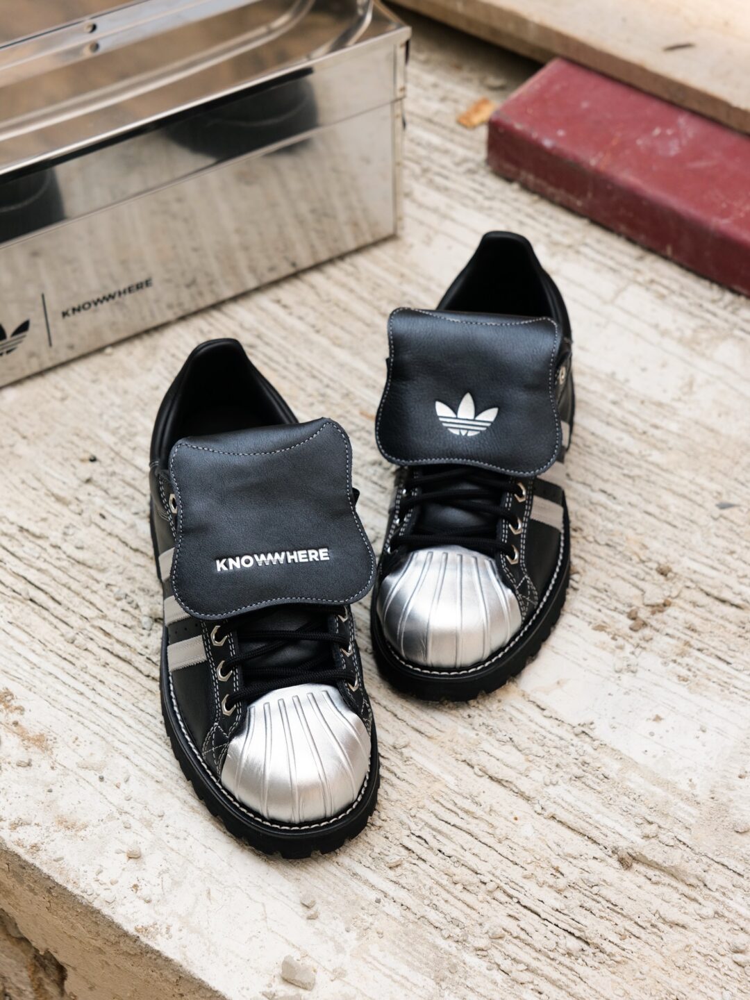 【2026年 4/24 発売】Knowwhere Studio × adidas Originals SUPERSTAR "TOUGH FEET, NO DEFEAT" (ノーウェアスタジオ アディダス オリジナルス スーパースター)