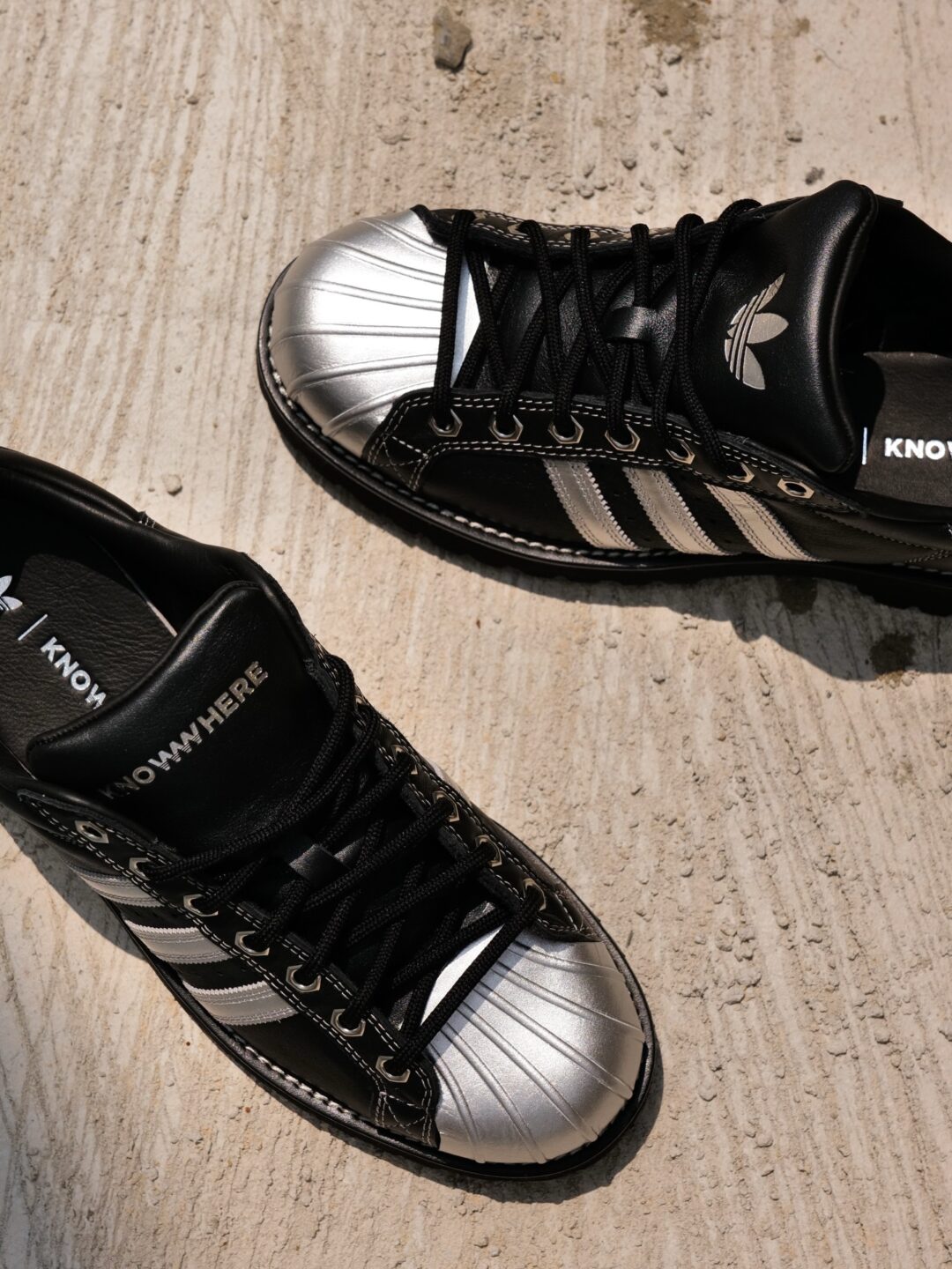 【2026年 4/24 発売予定】Knowwhere Studio × adidas Originals SUPERSTAR “TOUGH FEET, NO DEFEAT” (ノーウェアスタジオ アディダス オリジナルス スーパースター)