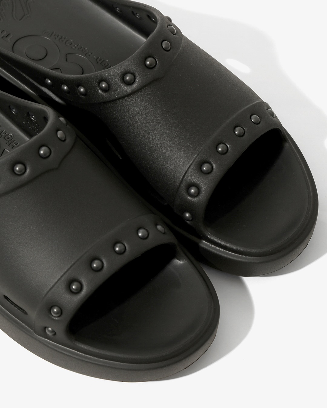 NEEDLES x PPACO 初となるコラボサンダルが2026年 4/4 発売 (ニードルズ パコ)