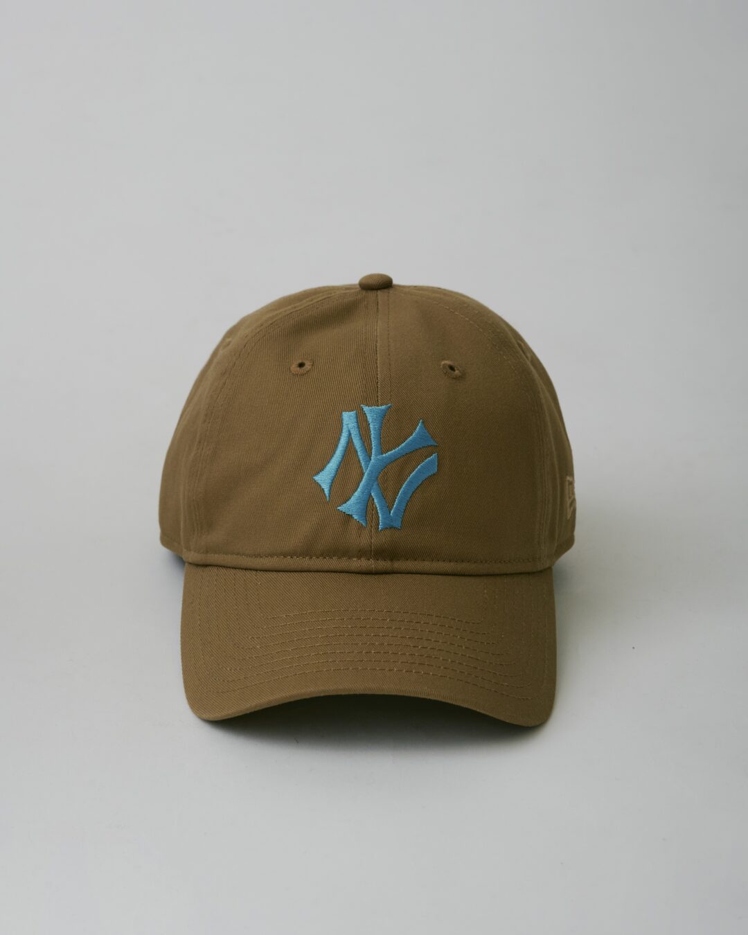 ロゴを反時計回りに25度傾けた New Era for JOURNAL STANDARD & THE STAND FOOL SO GOOD “9TWENTY 25DEG” 2026 SS コラボが4月中旬 発売 (ニューエラ ジャーナルスタンダード)