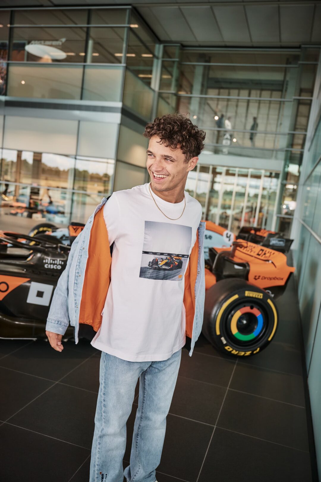 リーバイスがワールドカップとのグローバルパートナーシップアイテムを発売予定 (Levi’s World Cup フットボール Football)