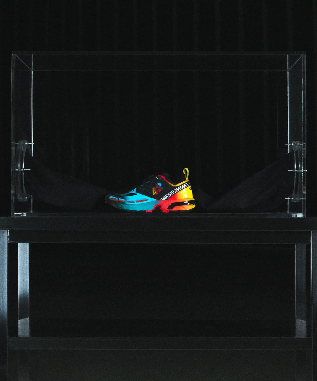 【2026年 4/17 発売】Salomon × L’Art de L’Automobile “Wind Tunnel” (サロモン ラート ド ロートモービル)