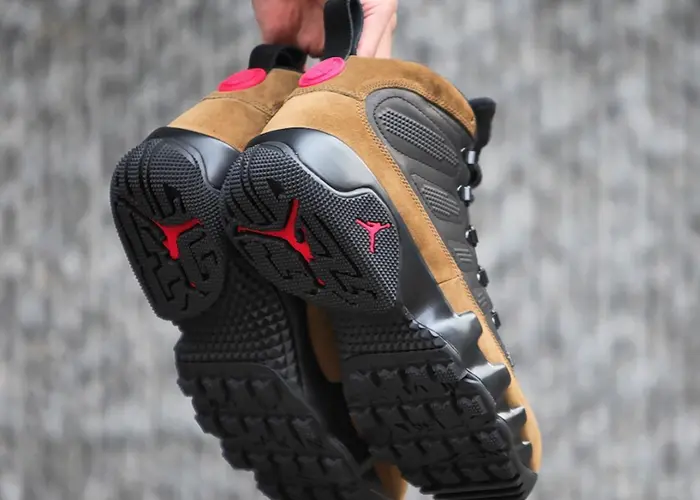 【2026年末 復刻予定】NIKE AIR JORDAN 9 BOOT NRG “Olive” (ナイキ エア ジョーダン ブーツ “オリーブ”)