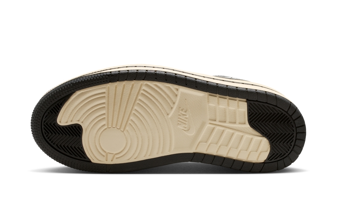 【2026年 4/13 発売】NIKE W AIR JORDAN 1 TRIPLE STACK “Metallic Silver/Black” (ナイキ エア ジョーダン トリプルスタック “メタリックシルバー/ブラック”) [HV8288-001]